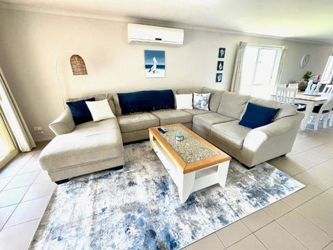 Sand & Salt - Accommodation 4U 0