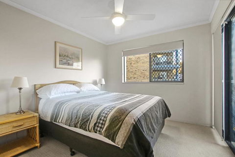Sandalwood Unit 1 66 Lower Gay Tce - Accommodation 4U 1