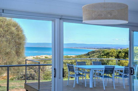 Sandbar Beach House - Accommodation 4U 2