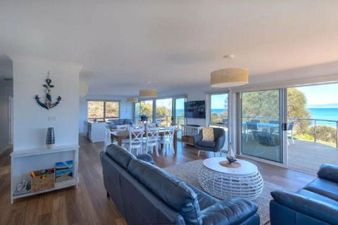 Sandbar Beach House - Accommodation 4U 3
