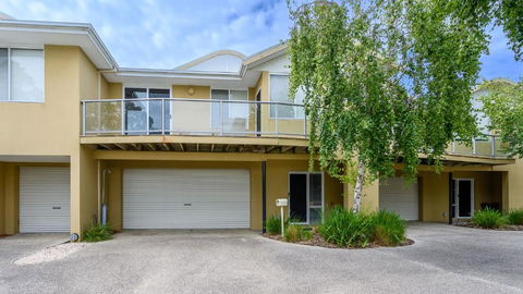Sandpiper 9 - Close To Town And Beach - Accommodation 4U 0