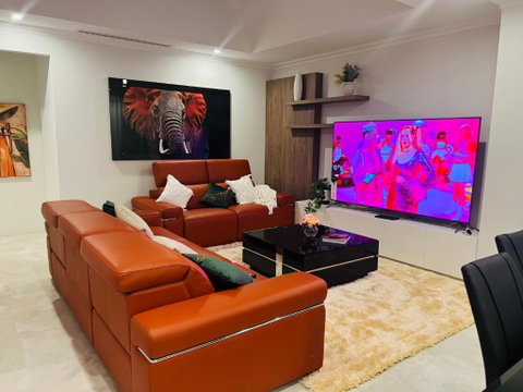 Skylight Splendour! - Accommodation 4U 2