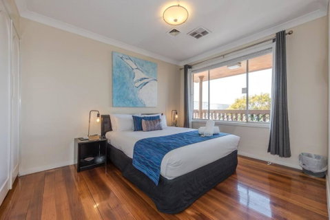 Stay Belgravia House - Accommodation 4U 0