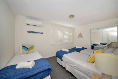 Surfers Reflections Amazing Views From Your Spa! - Accommodation 4U 1