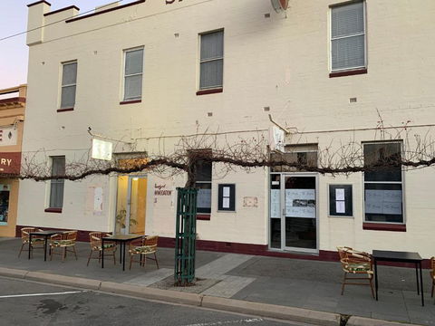 The Barkly Bistro Bar & Accommodation - Accommodation 4U 0