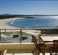 Beachpoint Unit 402 28 North Street - Accommodation 4U