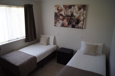 Beachside Motor Inn - Accommodation 4U 3