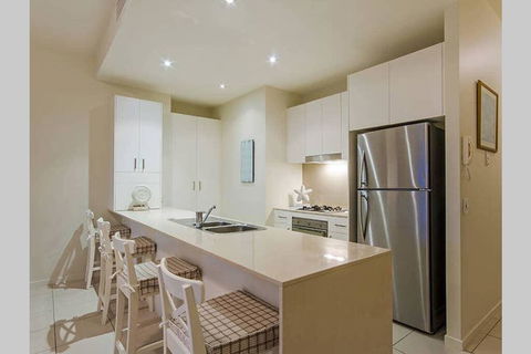 Beachside Penthouse With 360views - Accommodation 4U 1