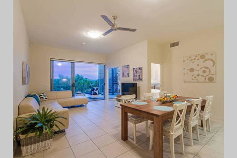 Beachside Penthouse With 360views - Accommodation 4U 0