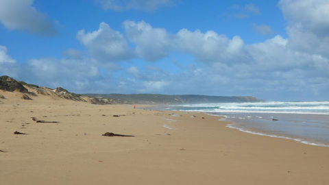 Beachwalk Cottage - Accommodation 4U 1