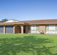 Beachway - beach access at end of street - Accommodation 4U