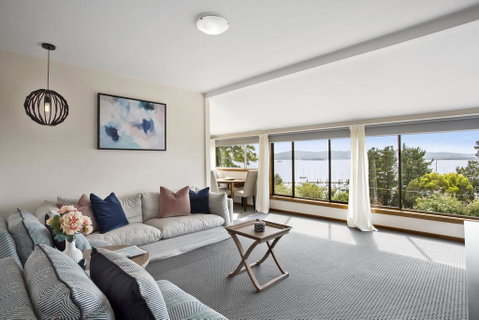 Beauty Point - Hosted By: L'Abode Accommodation - Accommodation 4U 0