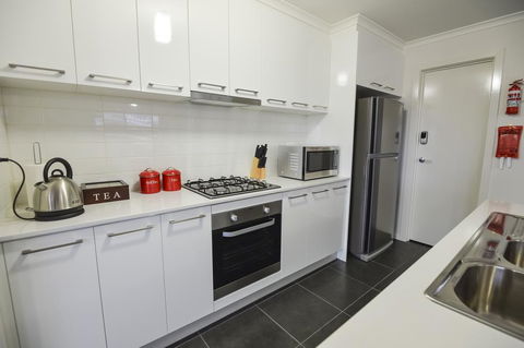 Beischer Apt B - Accommodation 4U 2