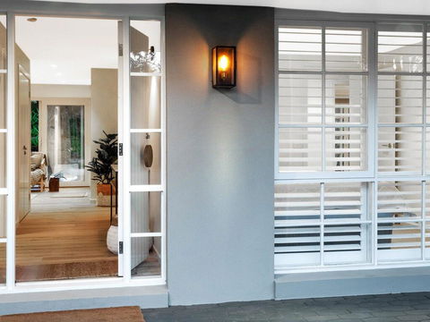 Bella Casa - Luxury Boutique Holiday Home With Heated Pool! - Accommodation 4U 0