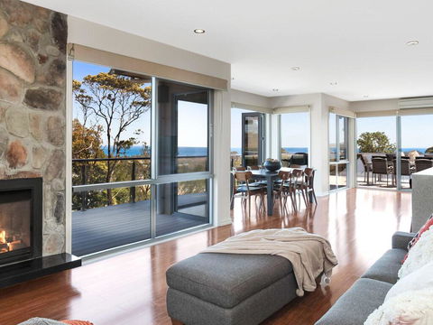 Bella Vista - Simply Stunning, Amazing Panoramic Bay Views! - Accommodation 4U 2