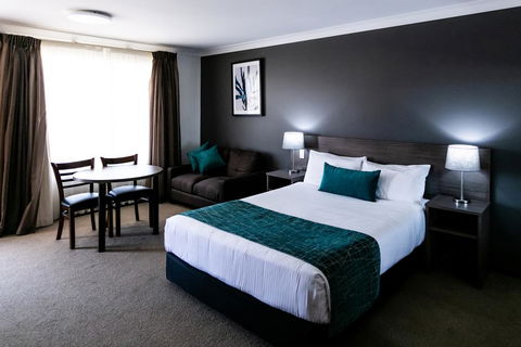 Best Western Plus Ambassador Orange - Accommodation 4U 0