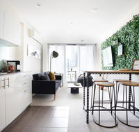 BHB Explore CBD Doorsteps Free Carpark Wine Wifi - Accommodation 4U