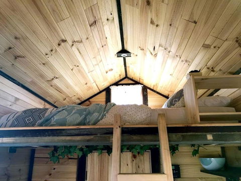 Big Tiny Altitude Tiny House Experience - Accommodation 4U 3