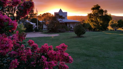 Birdhouse Cottage B&B - Accommodation 4U 0