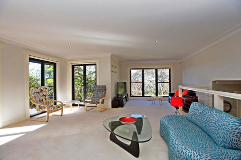 Black Cockatoo Retreat - Accommodation 4U 2