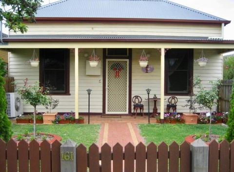 Bloomsbury Cottage - Accommodation 4U 1