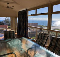 Blue Bay Beach Getaway - Accommodation 4U
