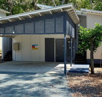 Bluewater 2 - Rainbow Shores Walk to beach private and stylish beach escape all on level - Accommodation 4U