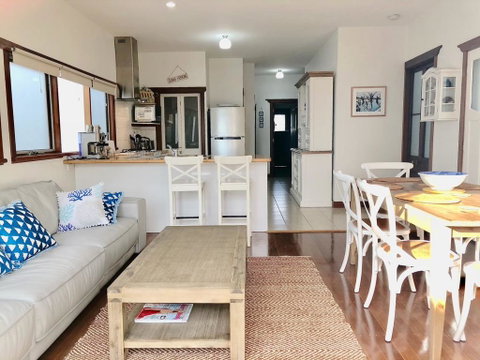Bluey's - Accommodation 4U 0