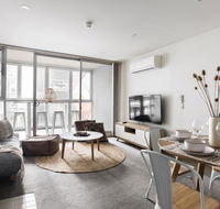 Boho on Morphett-In the heart of the CBD - Wifi - Nespresso - Netflix - Accommodation 4U