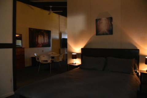 The Studio - Accommodation 4U 3