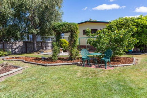 Three Little Ducks - Close And Cosy - Accommodation 4U 2