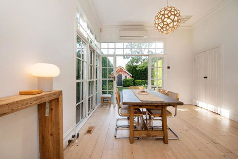 Timeless Gem In Malvern East - Accommodation 4U 3