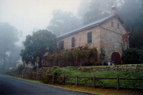 Tizzana Winery Bed And Breakfast - Accommodation 4U 0
