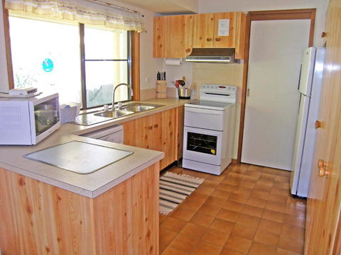 WARR4C - Home Away - Accommodation 4U 1