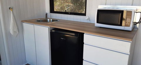Willalooka Retreat By Tiny Away - Accommodation 4U 3