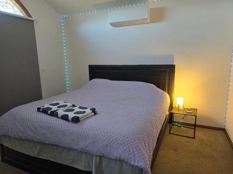 Family Retreat - Narre Warren - Accommodation 4U 4