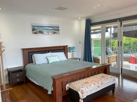 Zen Escape Guest House- Romantic Escape, Cozy Delight, Oasis Suite - Accommodation 4U 0
