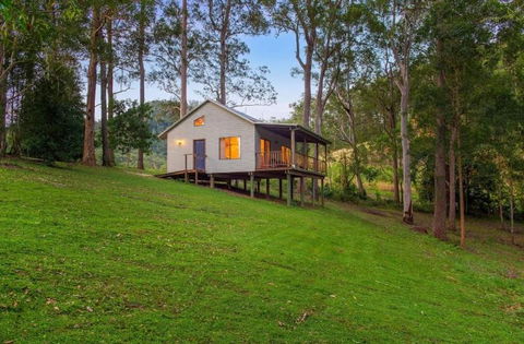 Yulo Kopa - Accommodation 4U 0