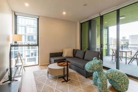 Z4 Walk To Bus Stop 2 Car Spaces Spacious Family - Accommodation 4U 0