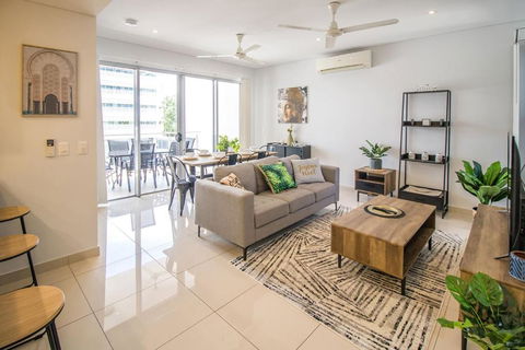 ZEN CENTRAL CBD - Affordable 3-Bdrm Apt In The Heart Of Darwin City - Accommodation 4U 1
