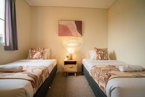 ZEN PARADISE - 2-BR Waterfront Ocean View Retreat - Accommodation 4U 3