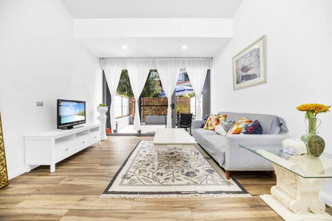 Zetland Gem 2Bed Apt With Pool & Gym Access - Accommodation 4U 0