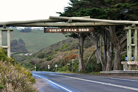 Small-Group Great Ocean Road And Twelve Apostles Full-Day Tour - Accommodation 4U 0