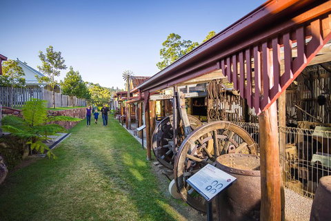 Historic Village Herberton Family Pass (2A+2C) - Accommodation 4U 2