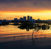 Tropical Light Sundowner Cruise with Drinks Included - Accommodation 4U