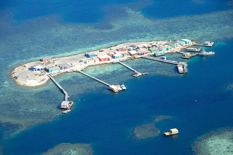 Abrolhos Islands Fixed-Wing Scenic Flight - Accommodation 4U 3