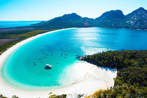 Wineglass Bay Private Charter Service - Accommodation 4U 2