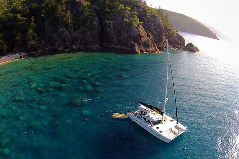 Sail, Snorkel, SUP & Kayak Charter Whitsundays - Accommodation 4U 2