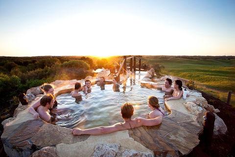 Peninsula Hot Springs Tour With Restaurant Lunch & Gondola Ride - Accommodation 4U 4
