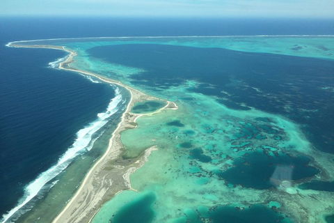 Abrolhos Islands Scenic Flight & Snorkel Adventure From Perth - Accommodation 4U 2